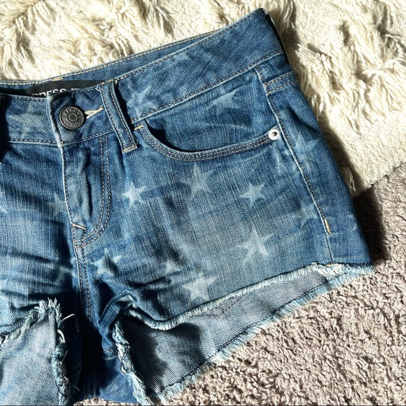 Express Denim Star Pattern Shorts sz 00 - Picture 4 of 9